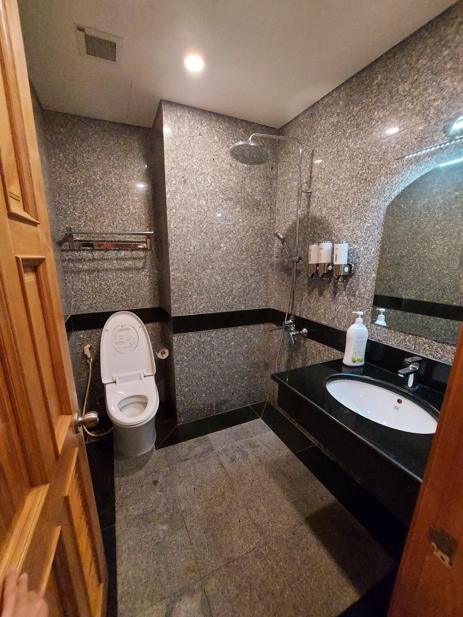 Twins Hotel Ho Či Minovo Město Exteriér fotografie